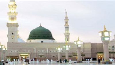 توافد ضيوف الرحمن على المدينة المنورة للسلام على رسول الله