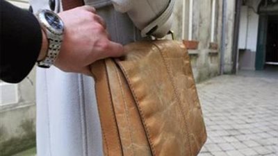 ضبط عاطل تخصص فى خطف حقائب السيدات
