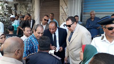 محافظ الإسكندرية يكلف بالتعامل الفورى مع سقوط عقار «محرم بك» 