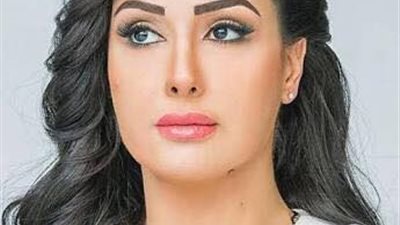 غادة عبدالرازق أمام المحكمة بتهمة «الفعل الفاضح»