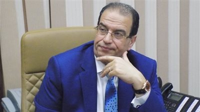 محافظ الدقهلية يشارك في سد عجز الأطباء بالمستشفيات العامة