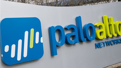 بالو ألتو نتووركس تكتشف ثغرة خطيرة تتيح اختراق معظم هواتف 