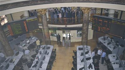 تباين مؤشرات البورصة بمنتصف جلسة اليوم