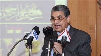 وزير الكهرباء يبحث مع بنك الاستثمار الأوروبي مشروعات مصرية