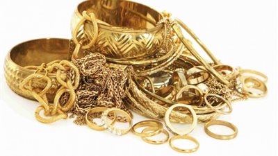 تراجع أسعار الذهب بالسوق المحلية.. وعيار«21» بـ647 جنيهًا