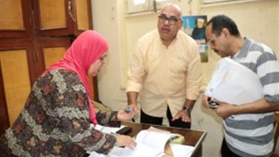 تسليم شيكات التعويض لـ200 أسرة بمثلث ماسبيرو