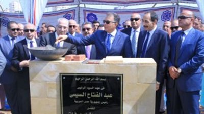 وزير النقل: 285 مليون جنيه تكلفة إنشاء جراج متعدد الطوابق بميناء الإسكندرية 