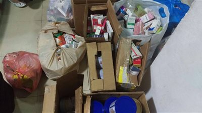 ضبط أدوية منتهية الصلاحية داخل عيادة.. ونقابة صيادلة الإسكندرية تشيد بحملات الصحة