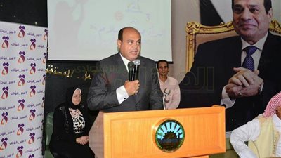 محافظ مطروح: المرأة صانعة السلام وتعظيم دورها ودعمها أمر واجب