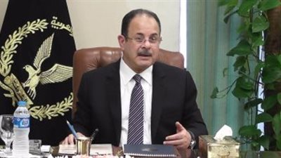 ضبط صاحب محطة وقود لاستيلائه على 1.6 مليون لتر مواد بترولية