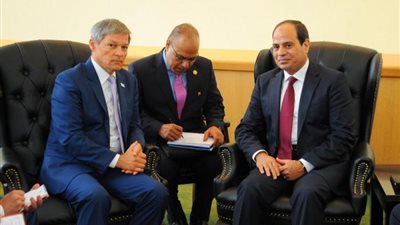 الرئيس الروماني يشيد بالعلاقات مع مصر