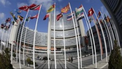 50 دولة توقع معاهدة لحظر السلاح النووي