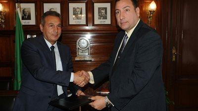 بنك مصر يوقع بروتوكول تعاون مع «الصيادلة» لتمويل مشروعات النقابة 