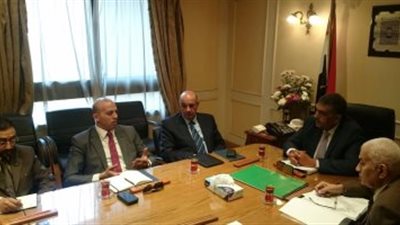 الشرقاوي يلتقى مدير صندوق «تحيا مصر» وممثل شركات سعودية لتصنيع الدواء