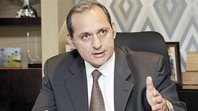 الإبقاء على «عكاشة» رئسياً لـ البنك الأهلي وخروج «منتصر» وضم جابر نصار