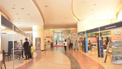 بالصور.. اليوم «صحاري الدولي» يختتم دورته الـ30 وسط إقبال متوسط