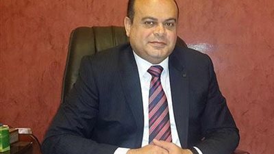 محافظ مطروح يبحث مع رؤساء المدن بالمحافظة الاستعداد لمجابهة السيول 