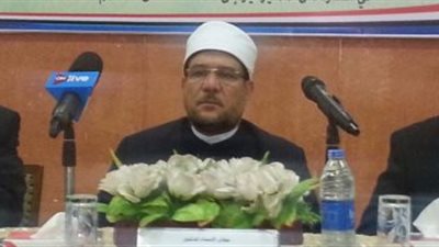 وزير الأوقاف يستعرض خطة النهوض بالمساجد بالمحافظات