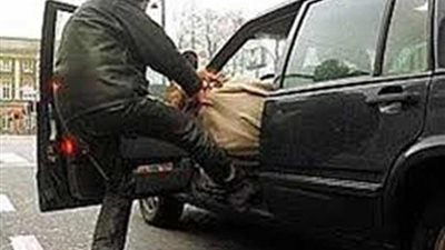 ضبط تشكيل عصابي لسرقة السيارات بالإكراه في البحيرة