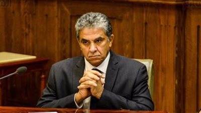 وزير البيئه يبحث إنشاء شركة قابضة مع أعضاء نقابة العاملين بالنظافة