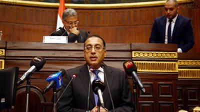 وزير الإسكان ومحافظ القاهرة يتفقان على إزالة عمارات «مثلث ماسبيرو»