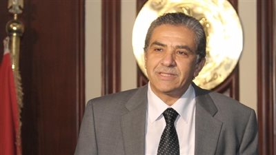 وزير البيئة يبحث معالجة المخلفات الصناعية مع السفيرة الفنلندية بالقاهرة 