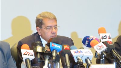 «المالية»: 34% ارتفاعًا بإيرادات العام المالى الماضى و6% زيادة فى الأجور
