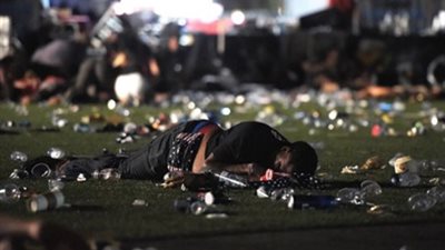 «واشنطن بوست»: «مذبحة لاس فيجاس» الأولى من نوعها فى القتل الجماعى