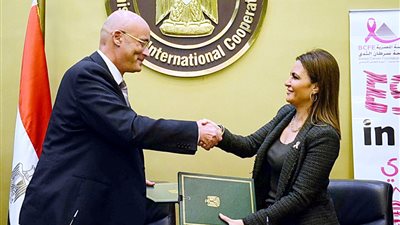  «نصر» تدشن مبادرة لمكافحة سرطان الثدى 