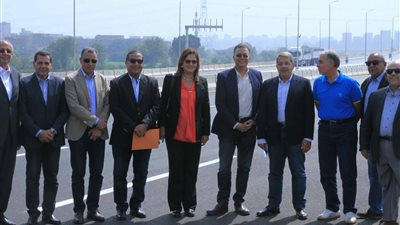 بالصور.. وزراء النقل والمالية والتخطيط في جولة تفقدية بطريق شبرا بنها الحر 