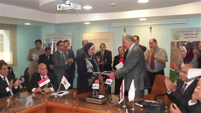 «الزراعي» يتفاوض على قرض جديد لـ«المرأة المعيلة» مع جهاز تنمية المشروعات الصغيرة 