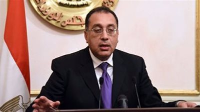 وزير الإسكان والسفير الفرنسى بالقاهرة يبحثان فرص الاستثمار بالمدن الجديدة