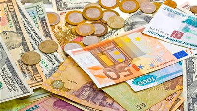 أسعار العملات الأجنبية.. واليورو يسجل 20.92 جنيهًا