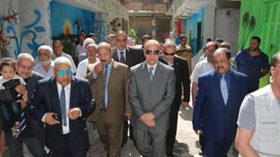 محافظ القاهرة يتفقد توسعة أحد المحاور المرورية بالنزهة 