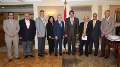 وزير التعليم العالى يبحث آليات التعاون مع كلية «أوشن كونتى» الأمريكية