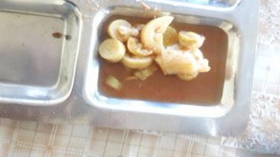 بعد «دودة» جامعة عين شمس.. وزير التعليم العالي يطالب برفع جودة الطعام بالمدن الجامعية