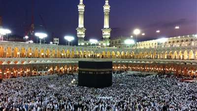 شركات السياحة تطالب بعدم تأخير «ضوابط العمرة»