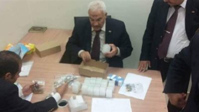 جمارك مطار أسيوط تضبط محاولة تهريب كمية من النقد