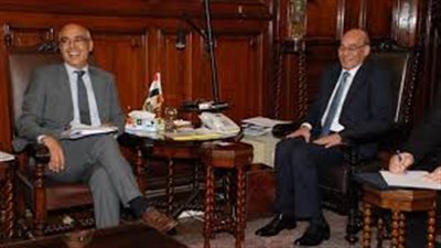 وزير الزراعة يبحث مع الإيفاد موقف المشروعات الزراعية المشتركة بين الجانبين
