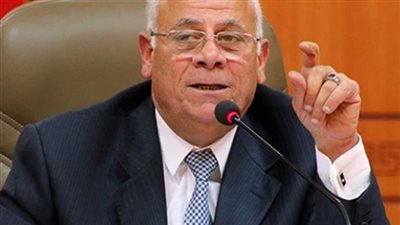 «الغضبان» يستعرض مع وفد إماراتي خطط تطوير ميناء غرب بورسعيد