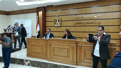 خطوات صرف «نفقة المطلقات» عبر التليفون المحمول