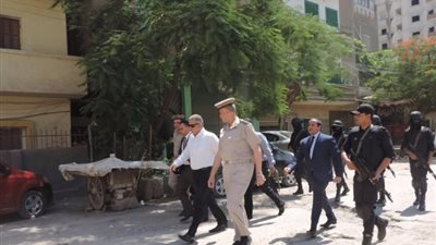 مدير أمن الفيوم يتفقد عدداً من التمركزات الأمنية