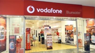 سرقة 450 ألف جنيه وعدد من شاشات العرض وكروت شحن من فرع فودافون 