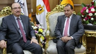 رئيس جامعة بنى سويف يستقبل المحافظ بمكتبه لتهنئته بالمنصب الجديد ‎