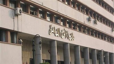 «مباحث القاهرة» تضبط أحد الأشخاص وبحوزته أسلحة نارية بقصد الإتجار