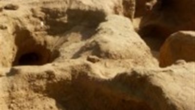 «الآثار» تعلن كشف تابوت خشبى بداخله مومياء يعود للعصر اليونانى الرومانى