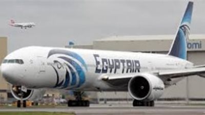 «مصر للطيران» توقع صفقة لشراء 12 طائرة بومباردييه بمليار دولار