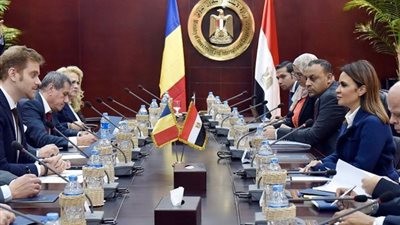 مباحثات «مصرية - رومانية» لإقامة مشروعات مشتركة