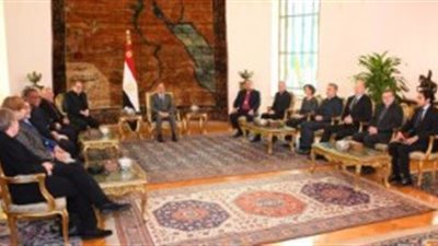 «السيسى» لقيادات الطوائف الإنجيلية العالمية: سنظل دوما نموذجا للتعايش السلمى