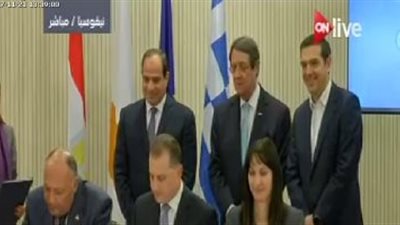 الرئيس يشهد توقيع اتفاقيات تعاون ثلاثى بين مصر وقبرص واليونان فى السياحة
